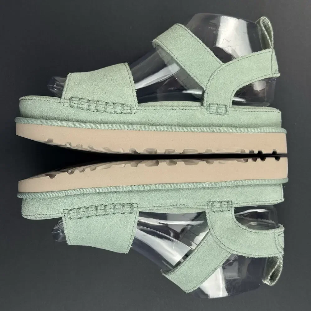 UGG 💚 step